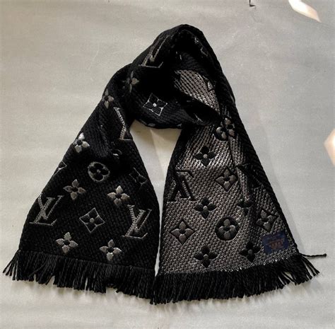 sciarpa di pelliccia louis vuitton|Sciarpe, foulard e scialli da donna Louis Vuitton .